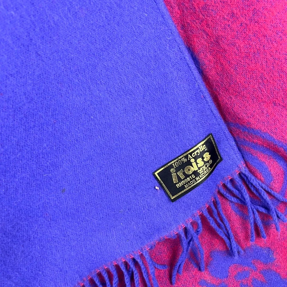 Iraisa Reversible‎ Poncho Wrap Purple Magenta Floral Scroll Fringe Acrylic Korea